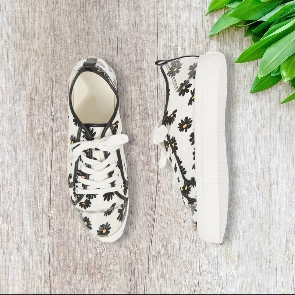 Bravo Daisy Sneakers by Matisse 8.5